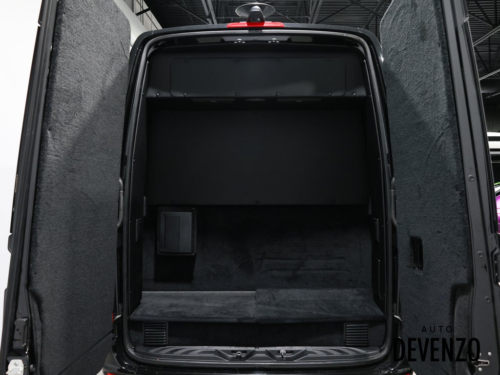 2022 Mercedes-Benz Sprinter fourgonnette utilitaire Black Saint-Eustache - photo #29