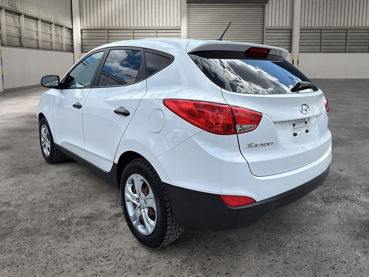 2015 HYUNDAI TUCSON GL White Saint-Hyacinthe - photo #3