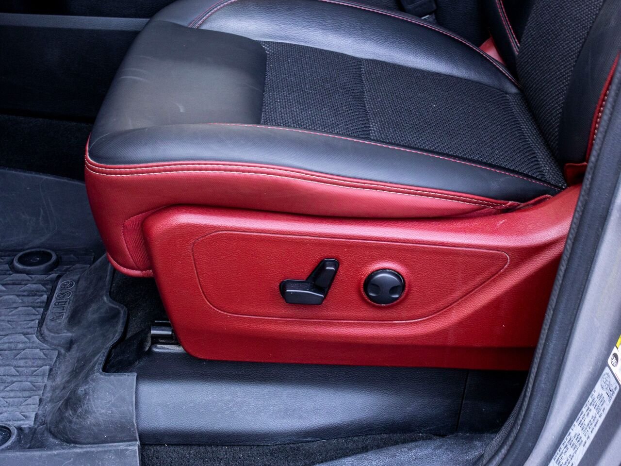 Ram 1500 Rebel cabine d'équipe 4x4 caisse de 5 pi 7 po 2023 Gris Châteauguay - photo #23