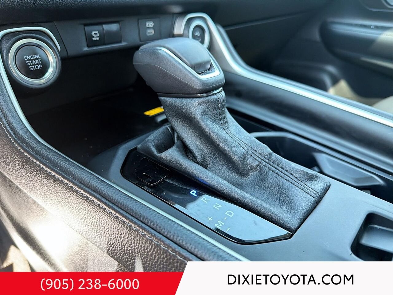 2024 Toyota Grand Highlander LIMITED AWD / CLEAN CARFAX / HEATED AND VENTILATED SEATS / ALLOY WHEELS / MOONROOF / CARPLAY AND ANDROID AUTO White Mississauga - photo #18