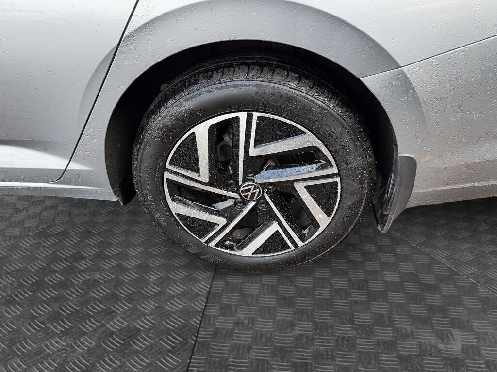 Volkswagen Jetta NIV 3VWGM7BU0RM007386 2024 Baie-Comeau - photo #5