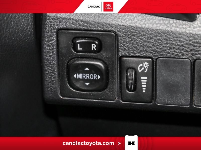 2016 Toyota Corolla Blue Laval - photo #18