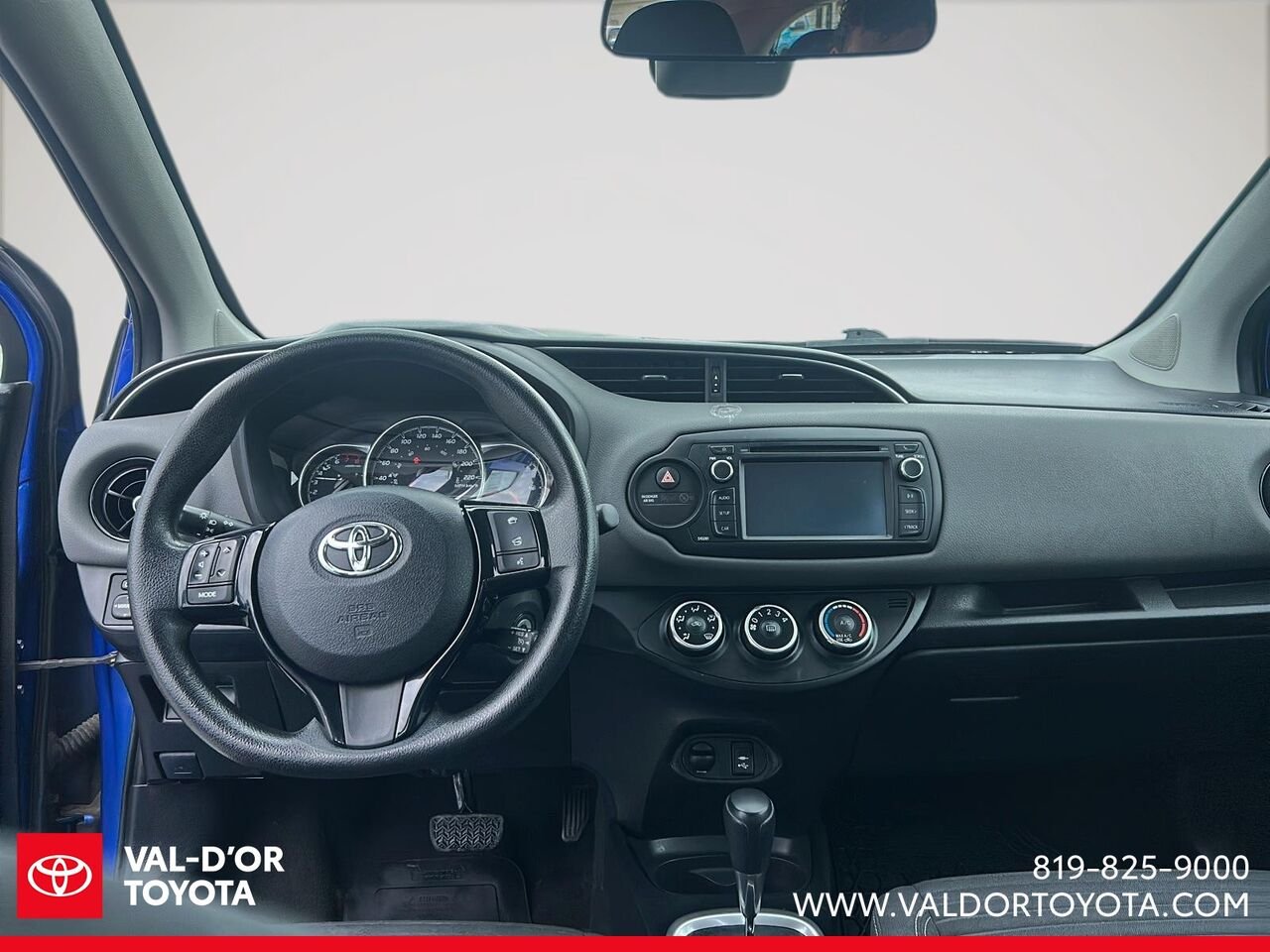 Toyota Yaris Hatchback LE 5 portes BA 2018 Bleu Val-d'Or - photo #9