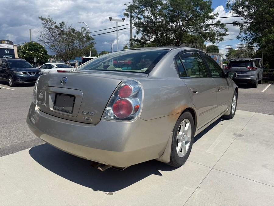 2006 Nissan Altima 4dr Sdn I4 Auto 2.5 S Beige