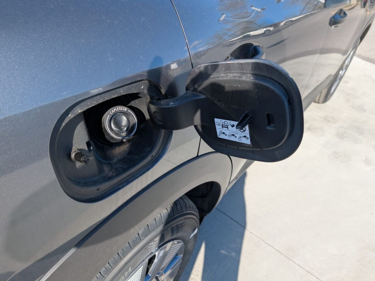 NISSAN Kicks KICKS S 2026 Gris poudre métallisé Châteauguay - photo #8