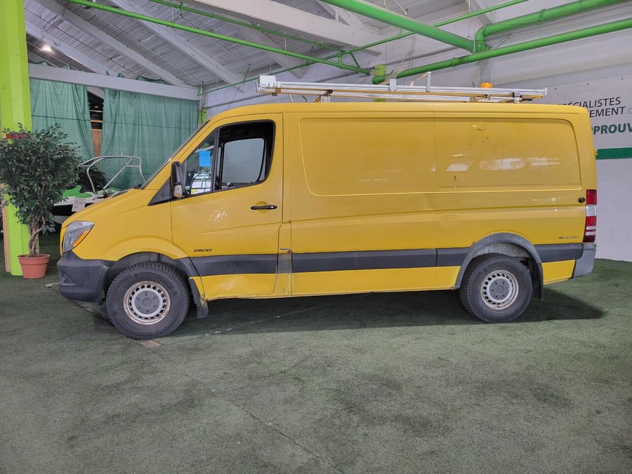 Mercedes-Benz Fourgonnettes de chargement Sprinter 2014 2014 Jaune