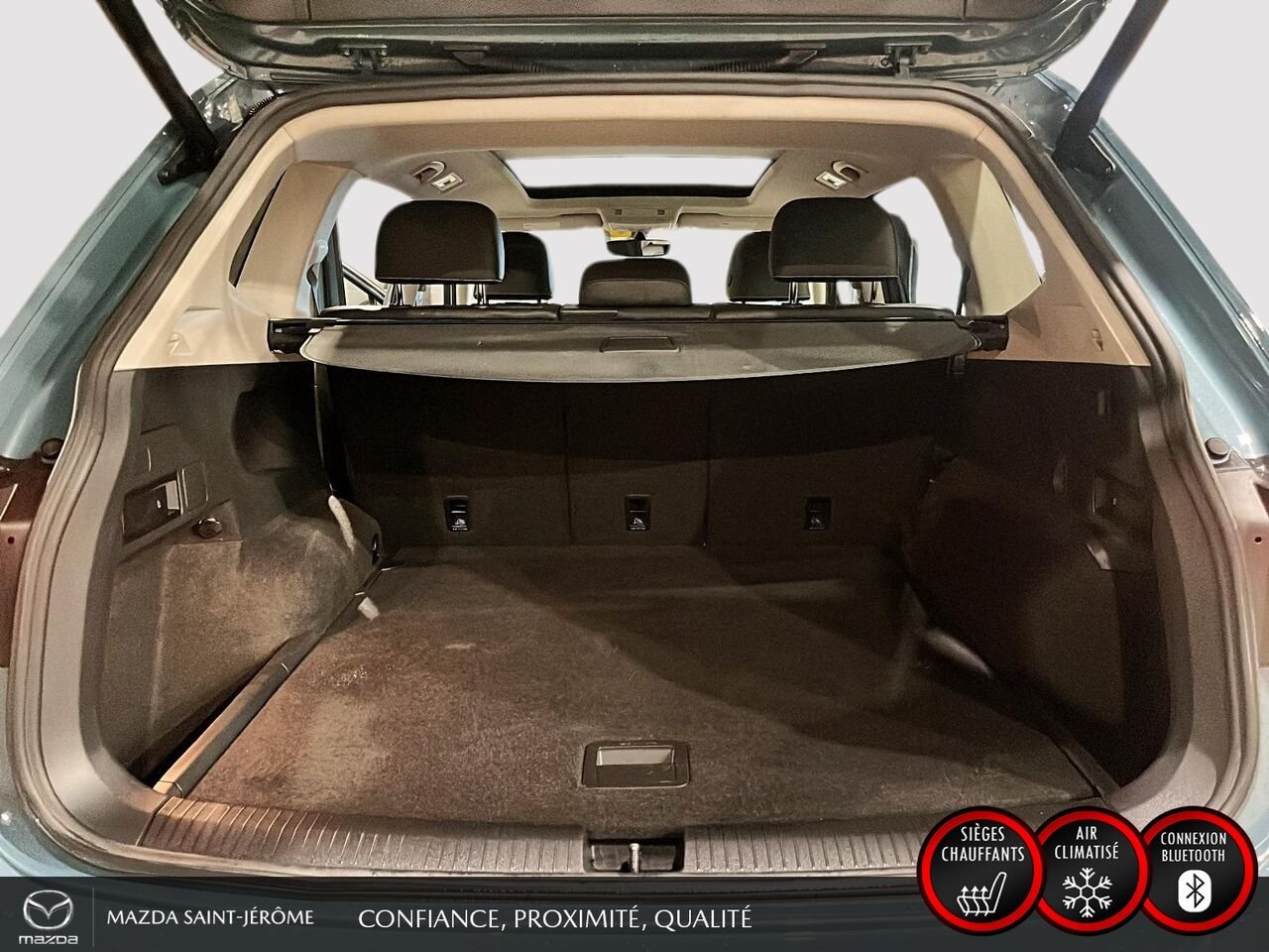 2021 Volkswagen Tiguan Grey Ste-Agathe des Monts - photo #23