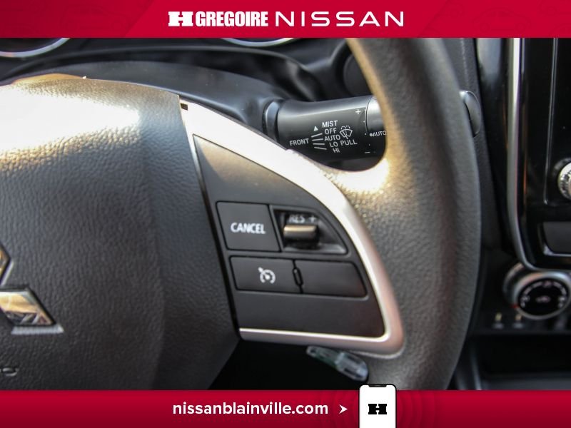 2022 Mitsubishi RVR White Blainville - photo #18