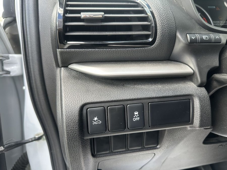MITSUBISHI ECLIPSE CROSS ES 2023 2023 Blanc
