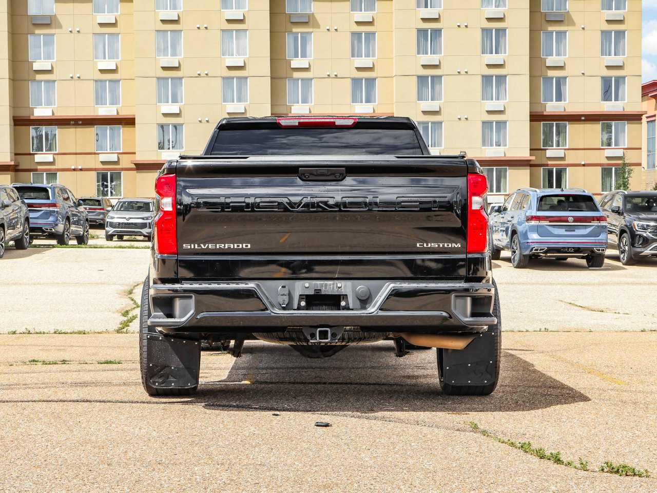 2024 Chevrolet Silverado 1500 4WD Double Cab 147 Custom Black Sherwood Park - photo #6