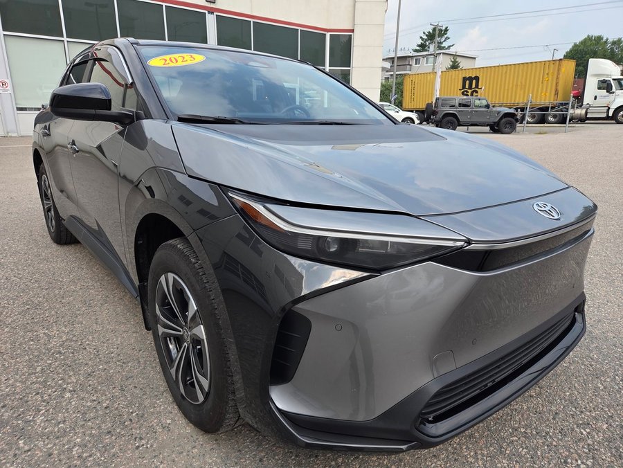 Toyota BZ4X 2024 2024 Heavy métal avec noir