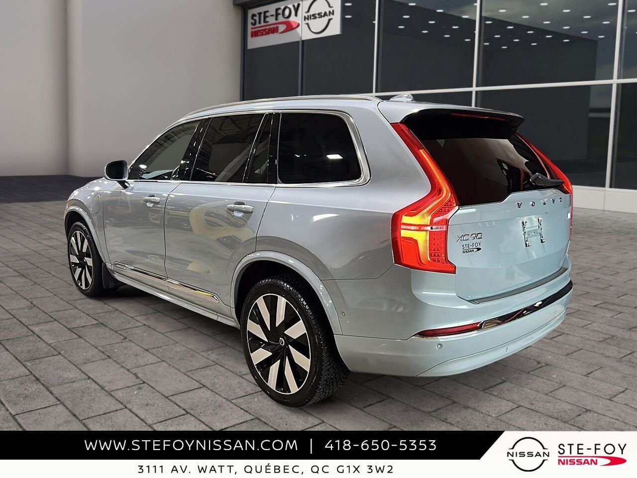 Volvo XC90 Recharge PLUS BRIGHT THEME PHEV 2024 Gris Ste-Foy - photo #3