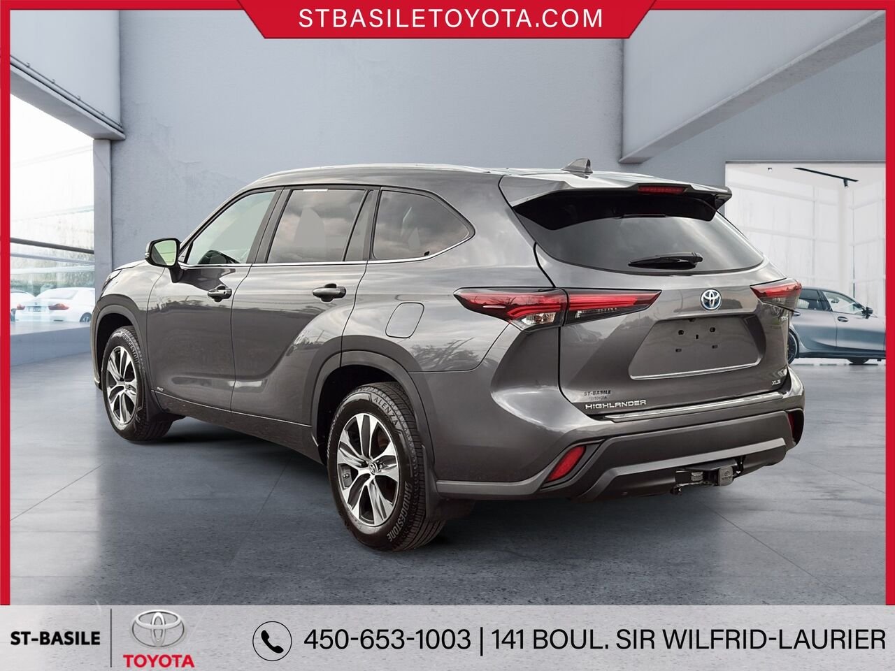 2024 TOYOTA Highlander Hybrid Grey Saint-Basile-le-Grand - photo #6