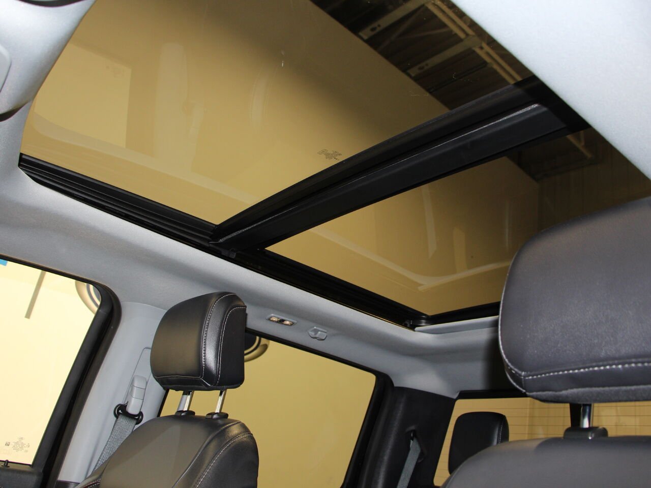 2024 Ford Super Duty F-250 SRW Agate Black Metallic Châteauguay - photo #8