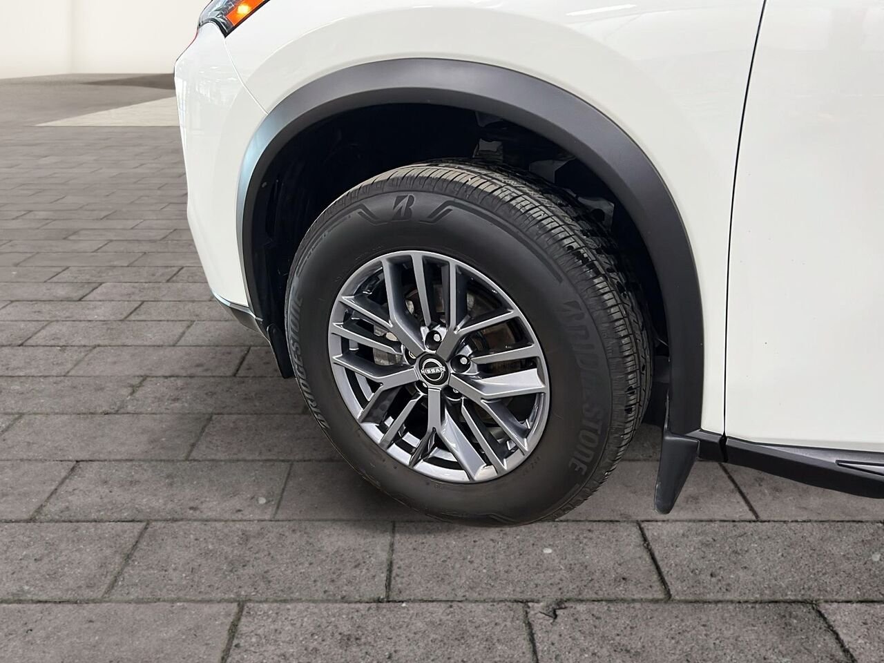 2024 Nissan Rogue S White Québec - photo #6
