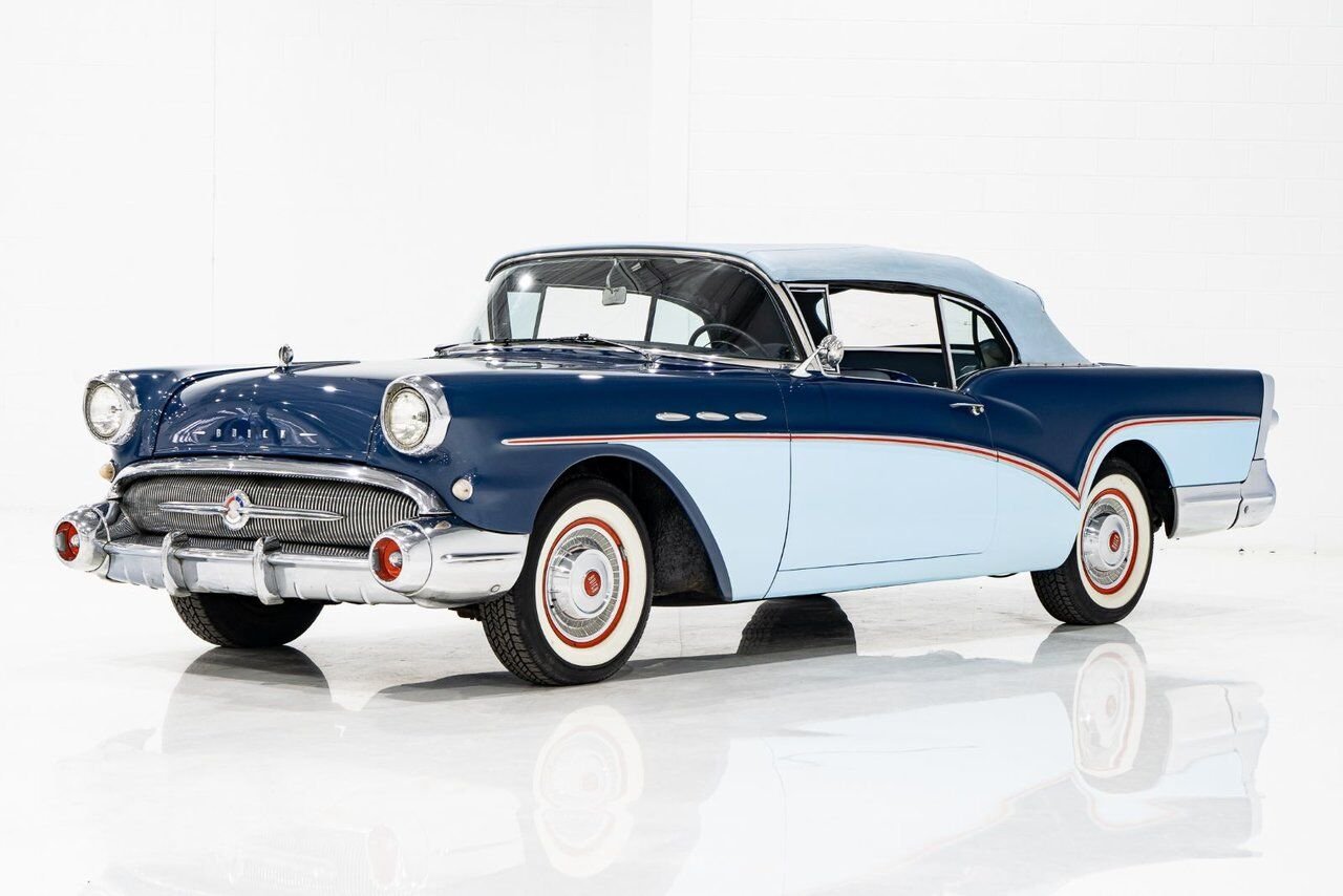Buick Special 364/300HP NailHead 1 of only 2,056 | PRICE IN USD 1957 Bleu Montréal - photo #0
