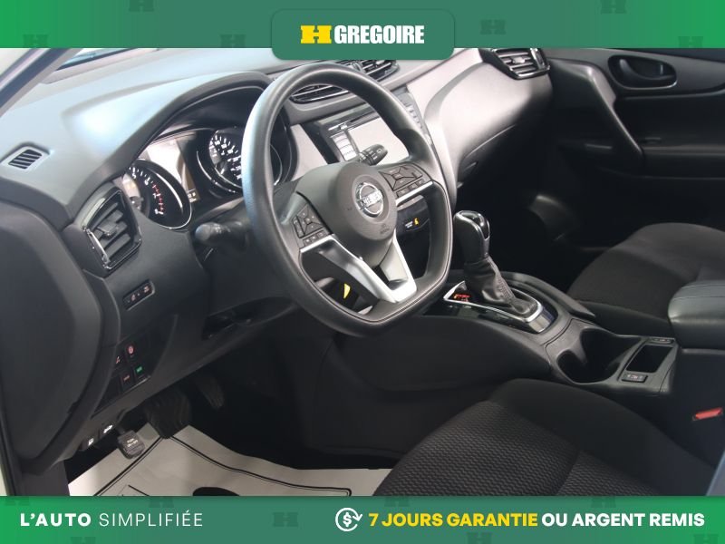 Nissan Qashqai 2023 Blanc Laval - photo #19
