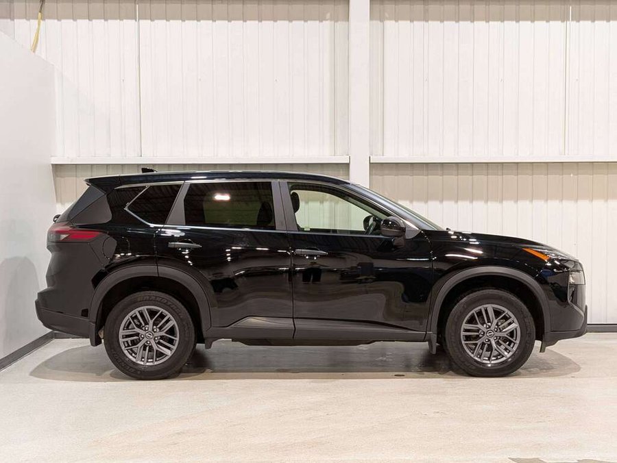 2024 Nissan Rogue Black