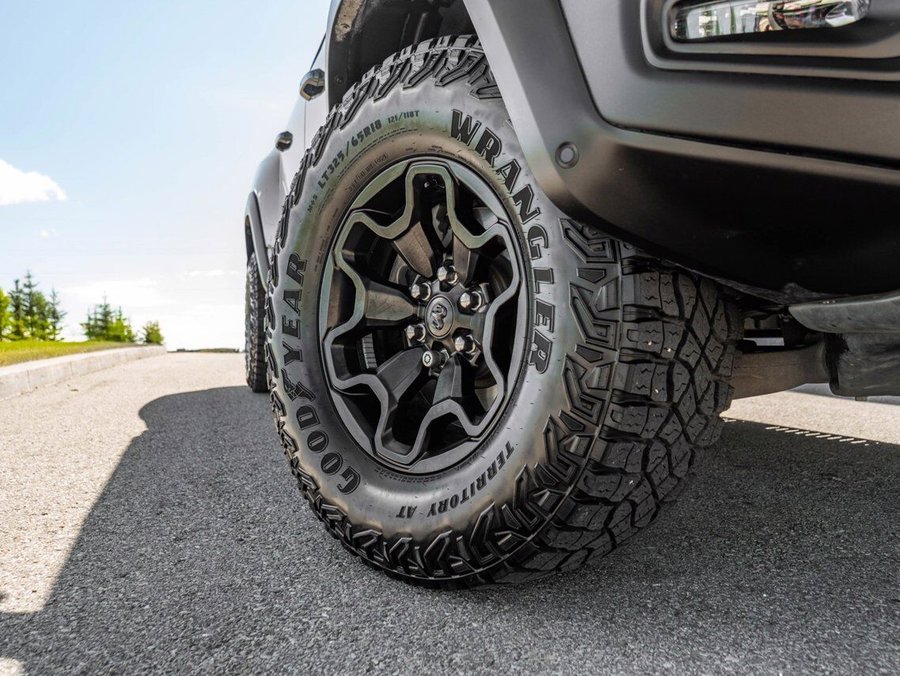 2021 Ram 1500 2021 Black