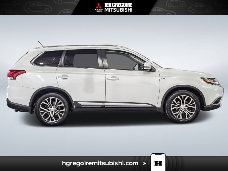 2016 Mitsubishi Outlander White Laval - photo #10