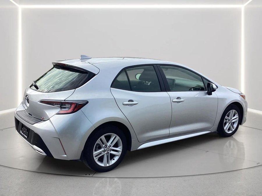TOYOTA Corolla à hayon 2022 2022 Argent classique métallisé