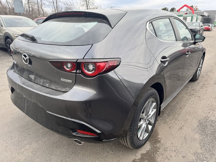 Mazda Mazda3 Sport GX TA BA 2026 Gris mécanique métallisé