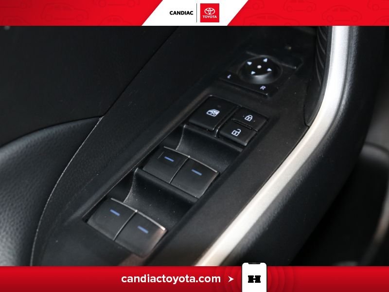 Toyota Rav 4 2022 Blanc Laval - photo #17