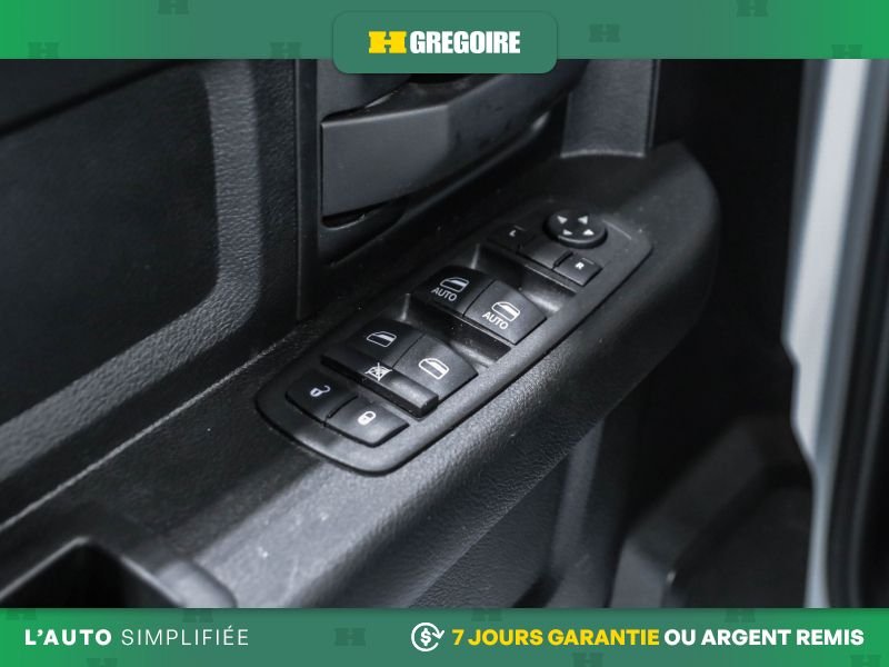 Ram 1500 821639 | Express 4x4 AUTO AC GR ELEC MAGS CAM RECULE BLUETO 2023 Blanc Laval - photo #13