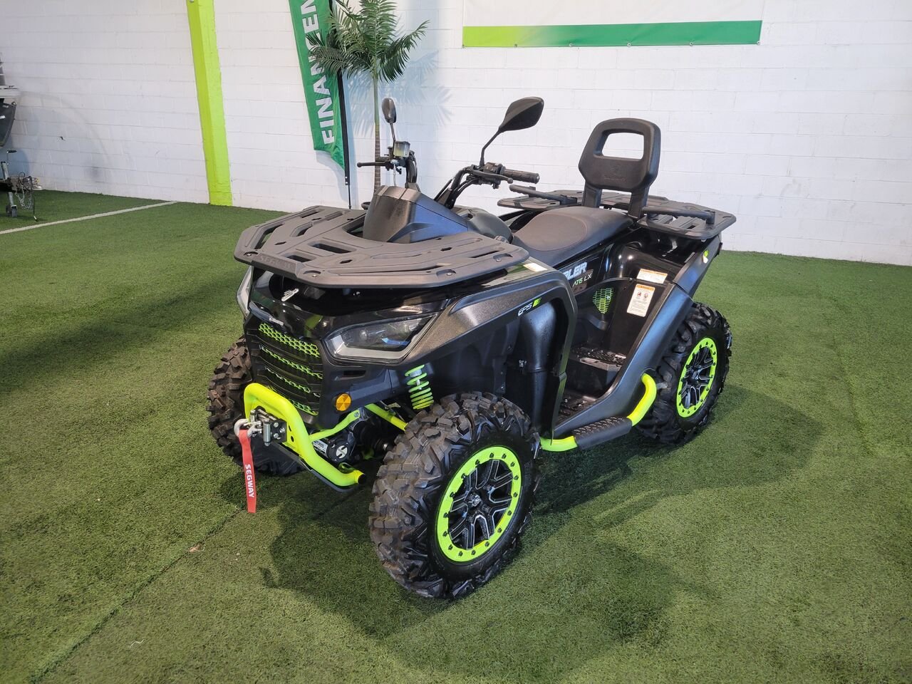 2023 Segway Snarler Black  - photo #2
