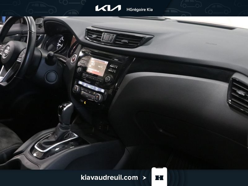 Nissan Qashqai 2017 Laval - photo #24