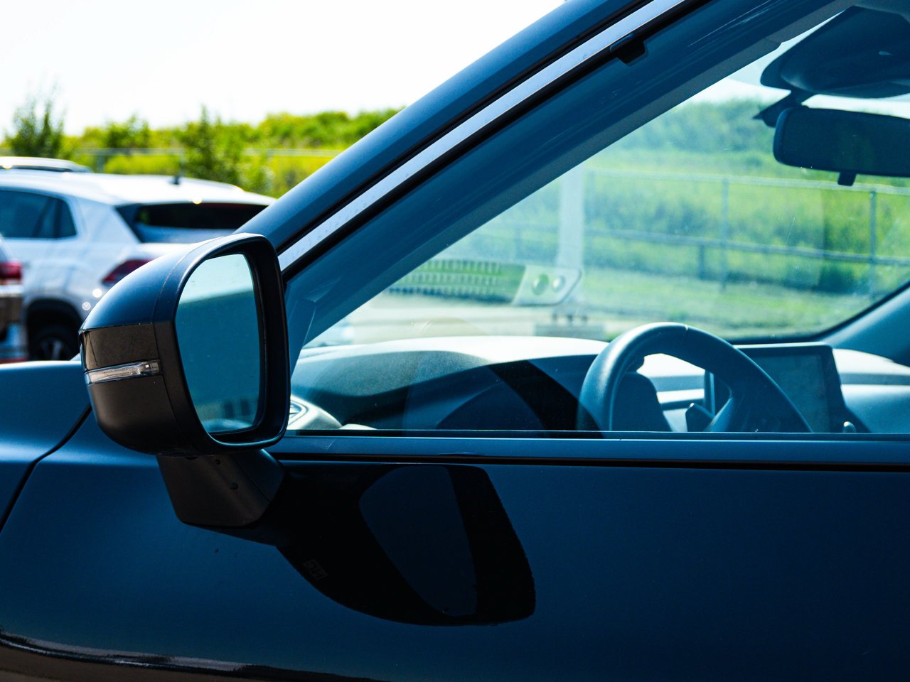 2025 Nissan Rogue AWD SV Moonroof Black Sherwood Park - photo #6