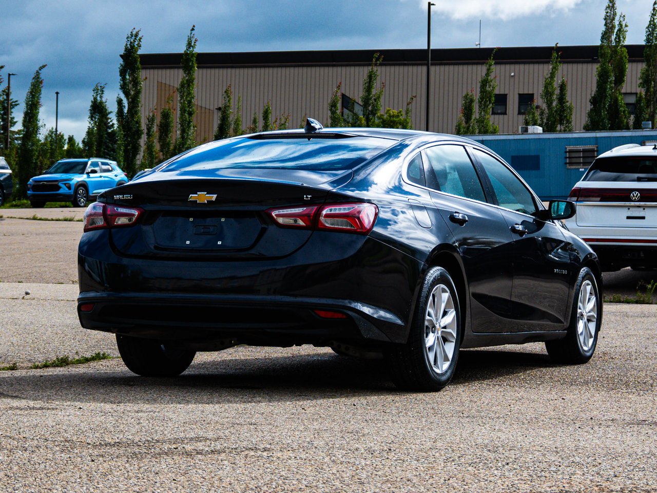 2022 Chevrolet Malibu 4dr Sdn LT Grey Sherwood Park - photo #12