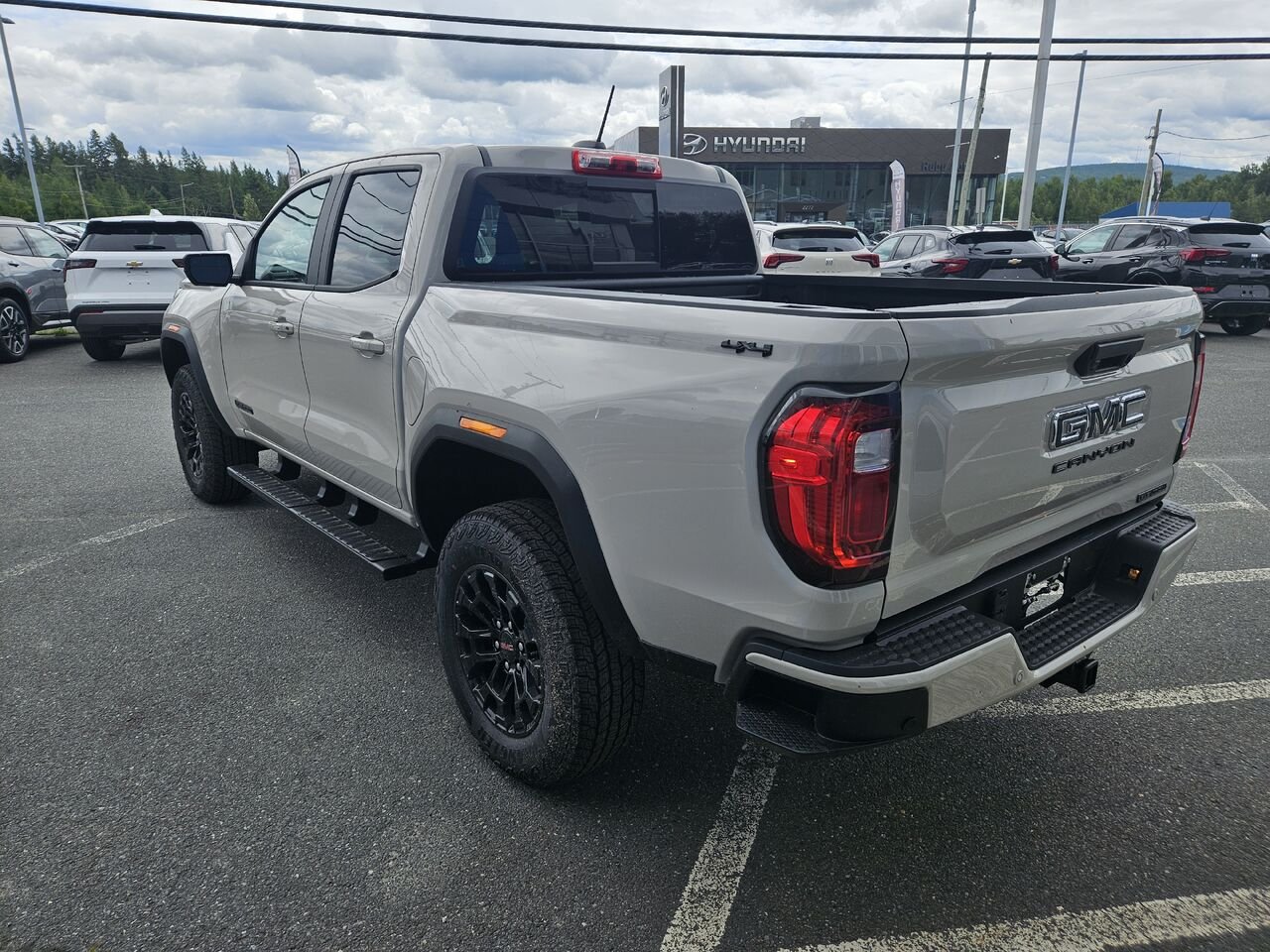 GMC Canyon Elevation cabine multiplace 4RM 2026 Dune littorale Thetford Mines - photo #5