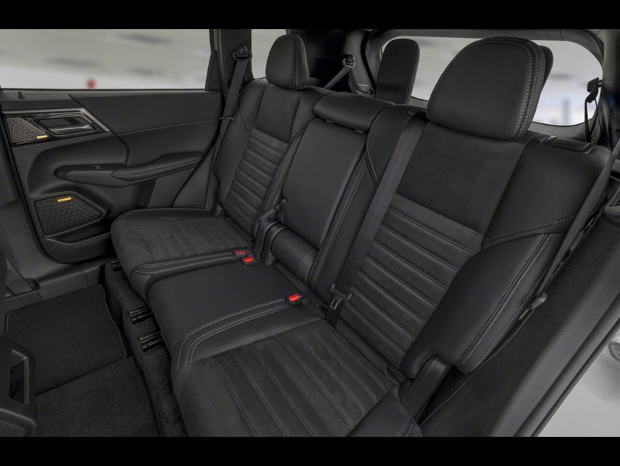2026 MITSUBISHI Outlander SE S-AWC (PEARL PAINT) Black
