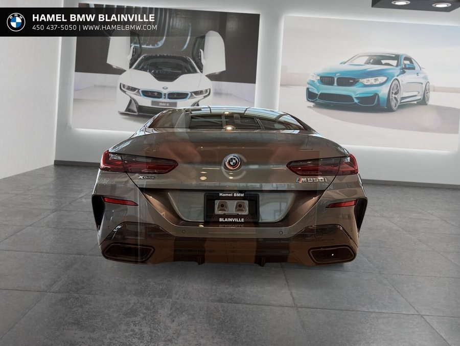 BMW 8 Series 2023 2023 Gris