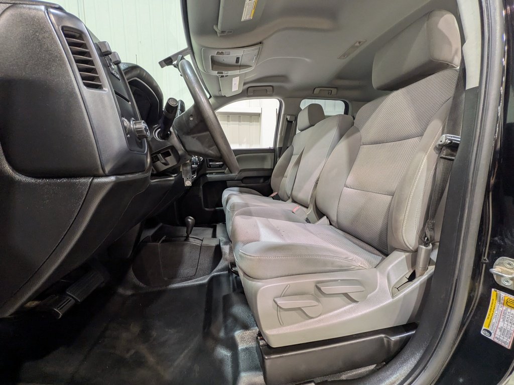 2018 Chevrolet Silverado 1500 4WD Double Cab 143.5" Work Truck Black Val-David - photo #1