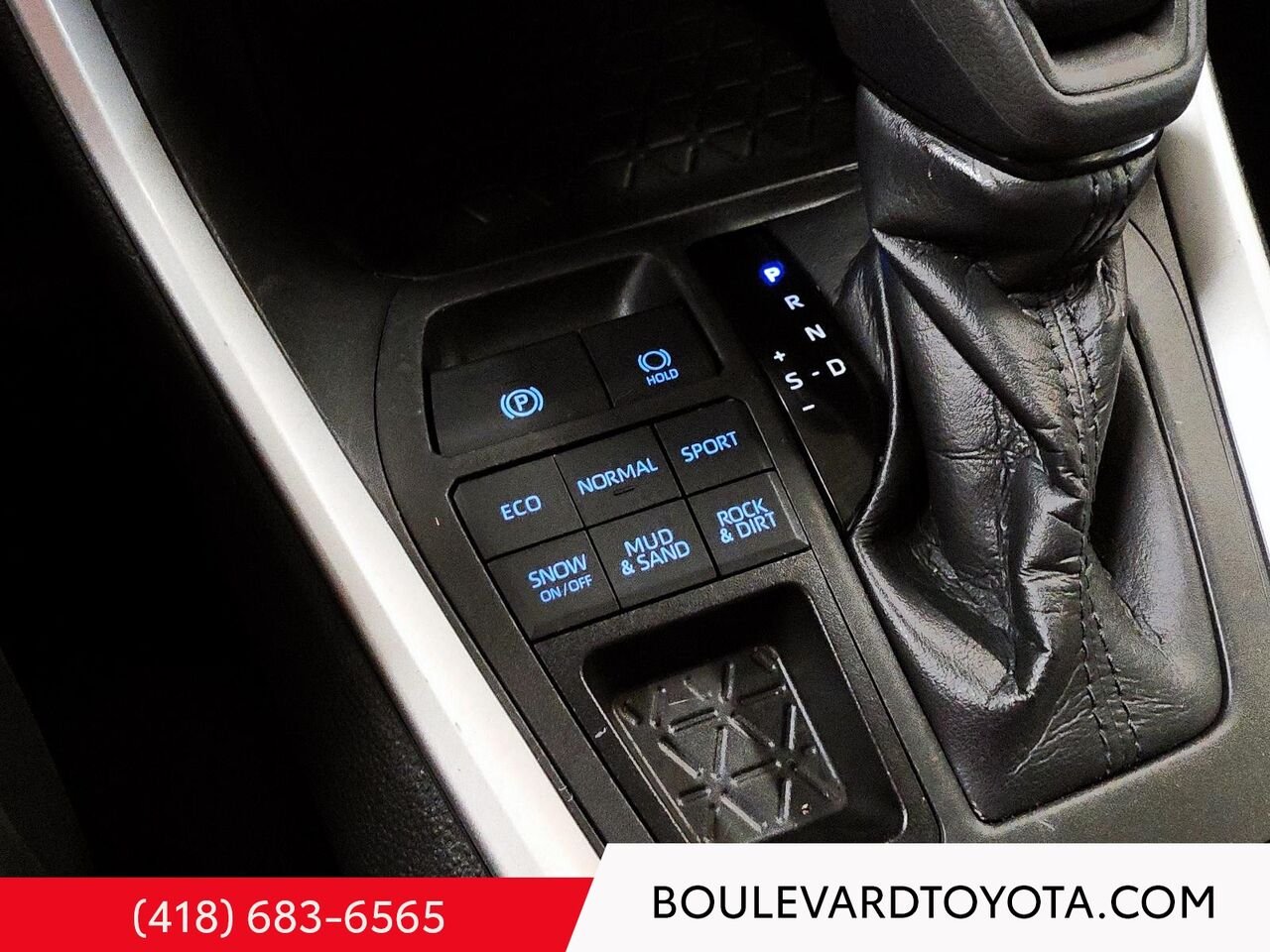Toyota RAV4 100111A-2 | XLE, AWD 2021 Gris Québec - photo #16