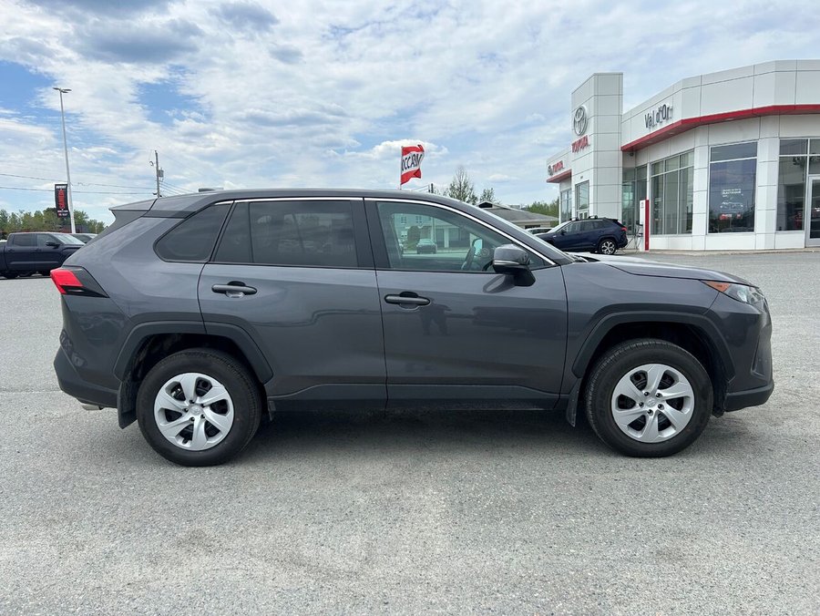 Toyota RAV4 LE TI 2025 2025 Gris