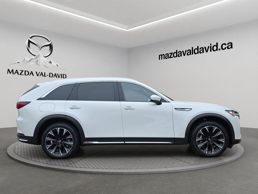 2025 Mazda CX-90 PHEV GT, PHEV Tout équipé, Toit pano, cuir, sièges ventilé Jet Black Mica