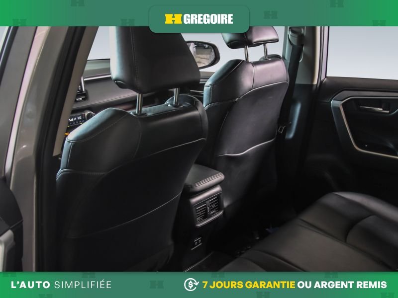 2021 Toyota Rav 4 Grey Laval - photo #23