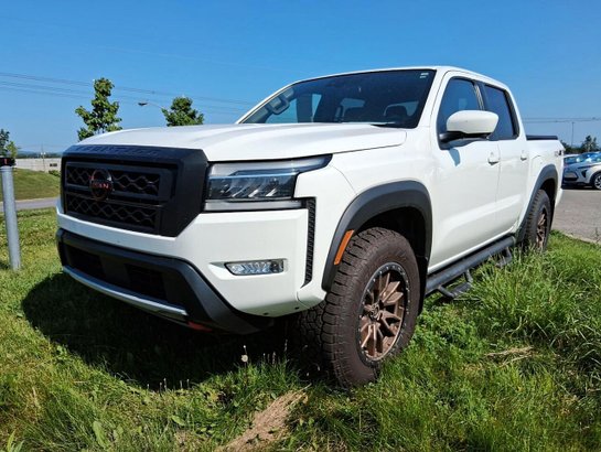 2023 Nissan Frontier PRO-4X 2023 White