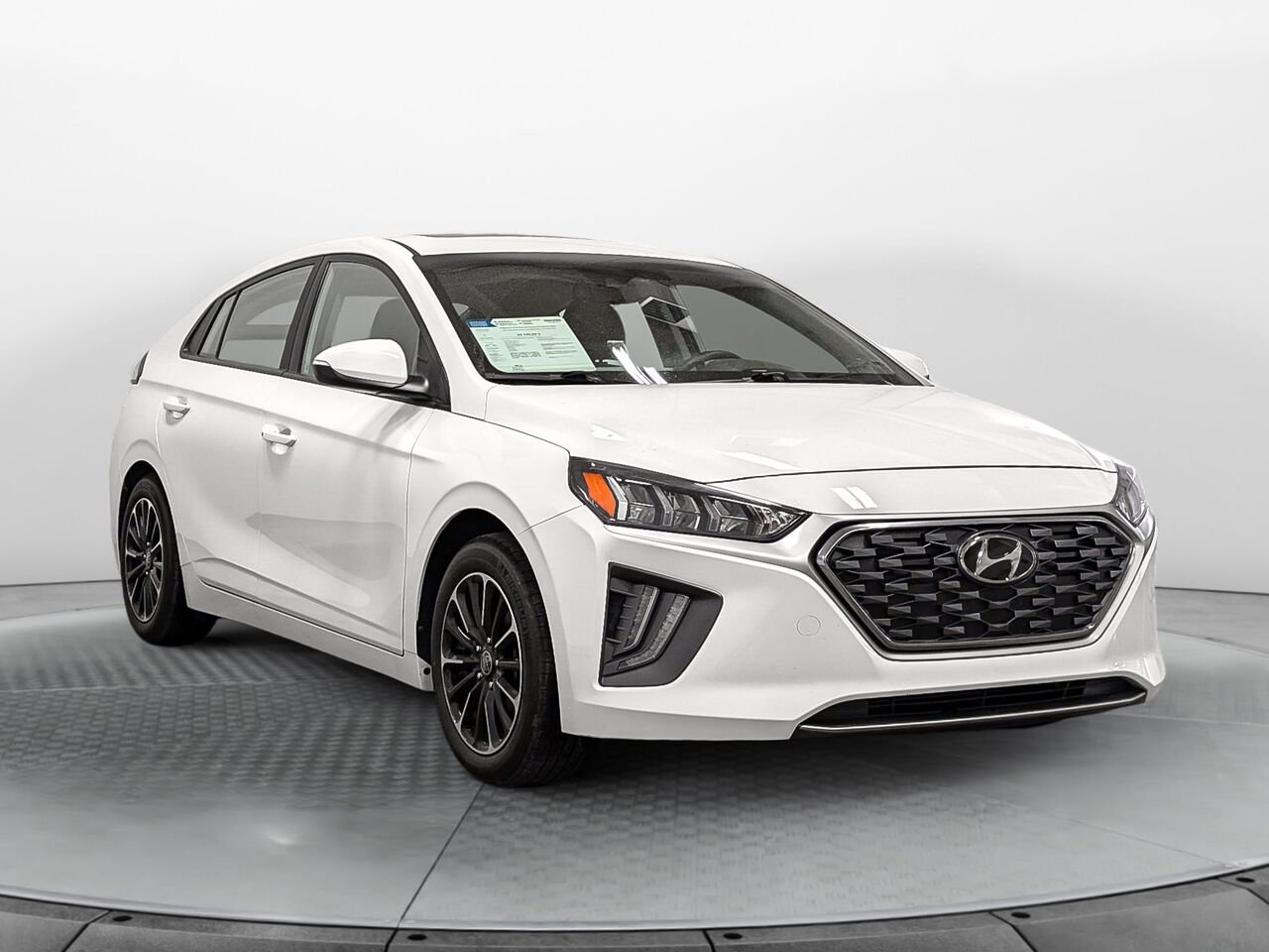 2021 Hyundai IONIQ Plug-in Hybrid Preferred Bas Kilométrage White Sherbrooke - photo #5