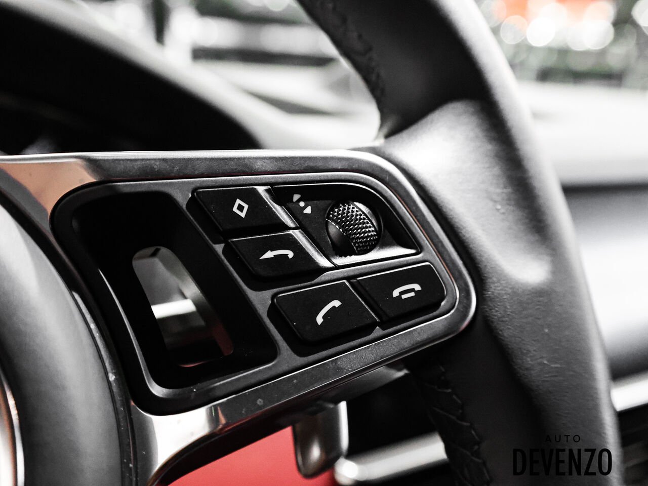 2022 Porsche Cayenne Grey Saint-Eustache - photo #11