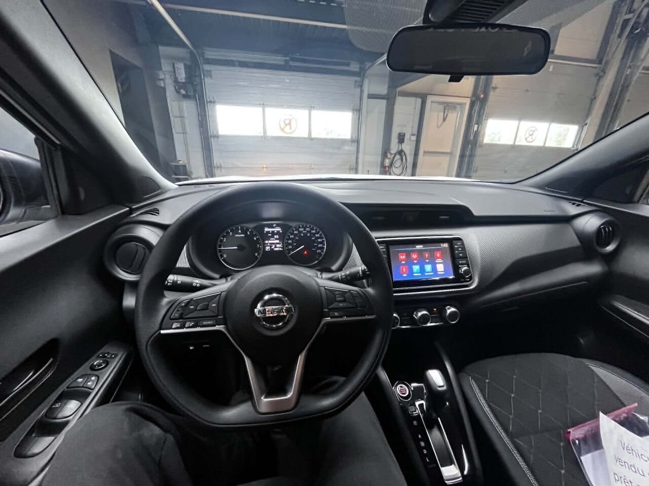2020 Nissan Kicks White Blainville - photo #17