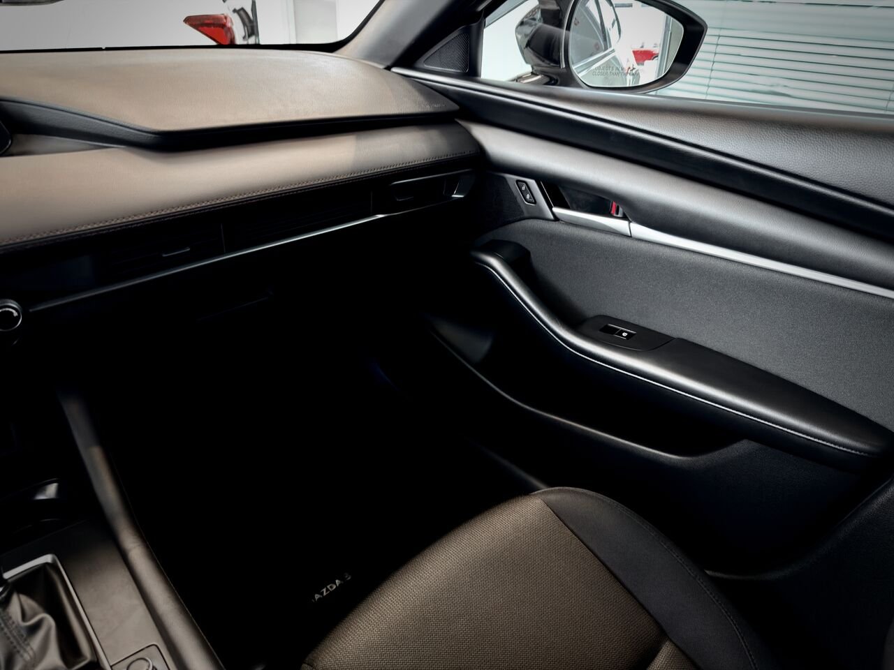 2024 MAZDA MAZDA3 SPORT GX White Notre-Dame-des-Prairies - photo #19