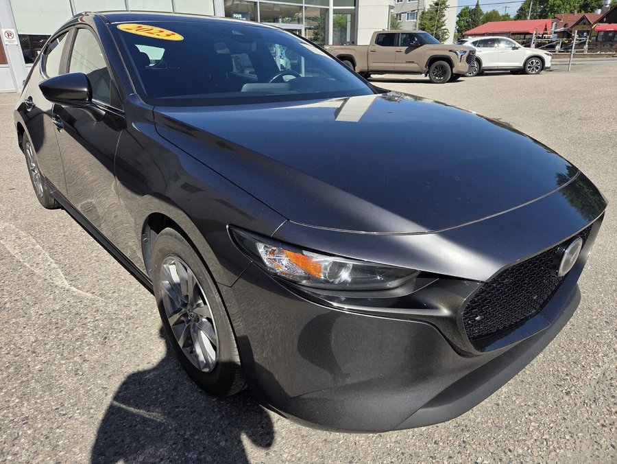 2023 MAZDA MAZDA3 SPORT 2023 01C4 GRIS