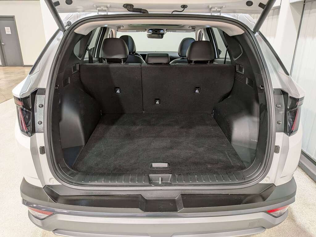 2025 Hyundai Tucson Preferred AWD w/Trend Pkg White Val-David - photo #8