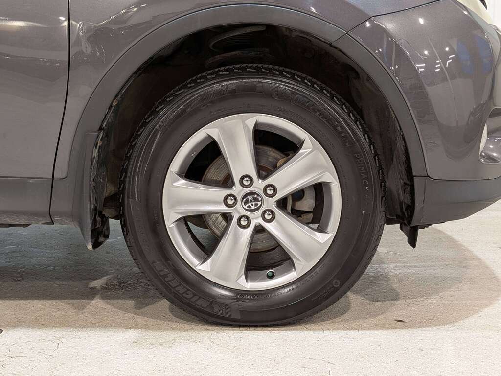 Toyota RAV4 AWD 4dr XLE 2015 Gris Val-David - photo #23