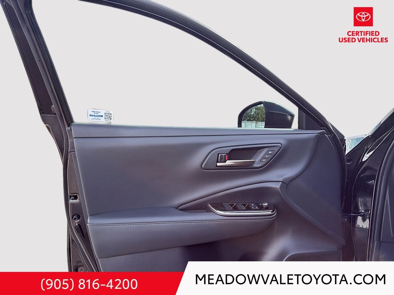 2025 Toyota CROWN + 21’’ Alloy Wheels + Adaptive Variable Suspension (AVS) + Advanced Park + Dual Exhaust Tips + Head Up Display (HUD) with NAVI + Dynamic Rear Steering + Power Trunk with Kick Sensor Black Mississauga - photo #7