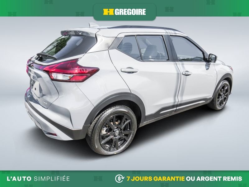 Nissan Kicks 2024 Gris Blainville - photo #8